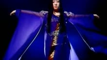 韩流女王李贞贤最有名的舞曲《哇》MV橙衣扔扇子版 美到窒息