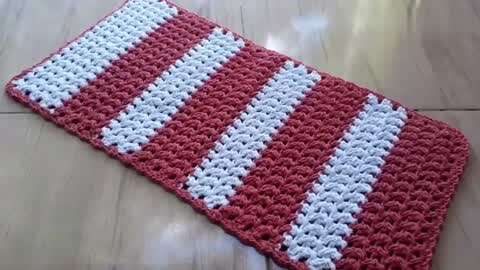 毛线毯子的钩法视频,钩针编织长方形双色地毯,实用而且美观