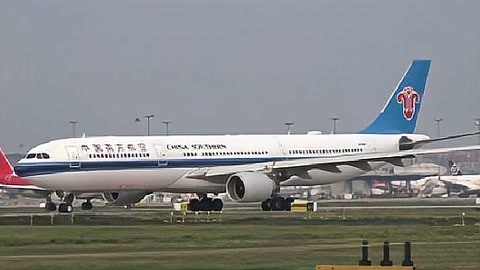 客机起飞原音,中国南方航空a330