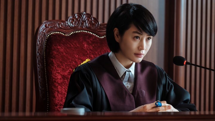 最新悬疑神剧《少年法庭》：在韩国未满14岁杀人，可以叫嚣法官