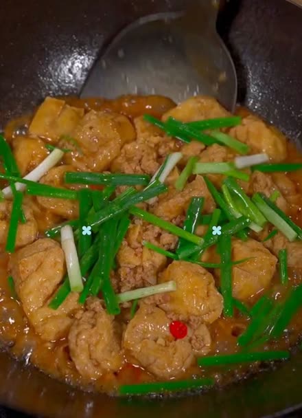 油豆腐烧肉沫