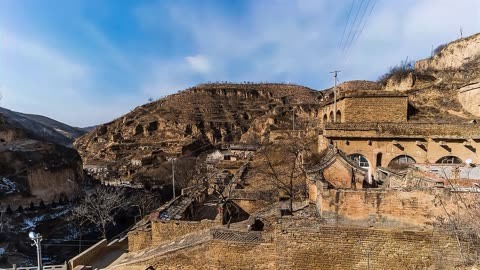 陕西黄土高原腹地,有座中国唯一窑洞古城,满城都是文物古迹